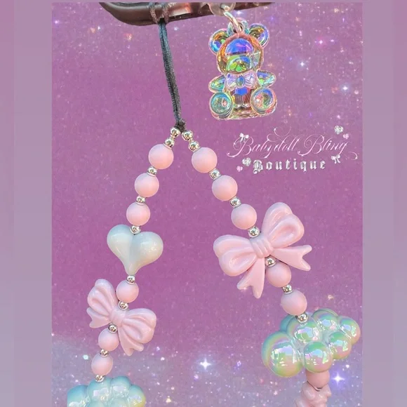 Phone Strap Lanyard ✨☁️ Luxury cloud ribbons hearts beaded shiny luxe y2k kawaii - Picture 13 of 17
